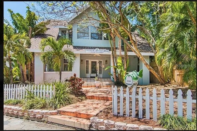 532 Beach Drive Ne, ST PETERSBURG