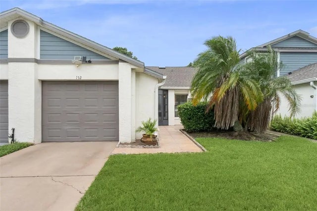 152 Lakepointe Circle, KISSIMMEE