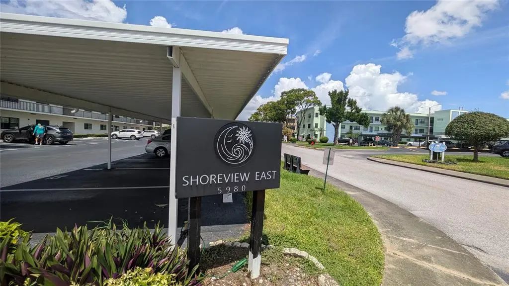 5980 Terrace Park Drive N 206, ST. PETERSBURG