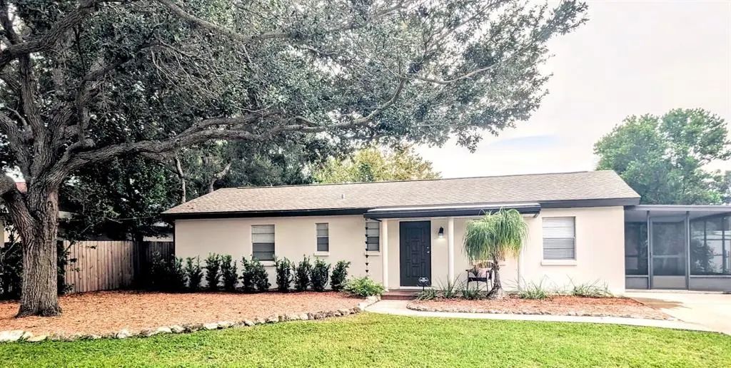 3902 W Paxton Avenue, TAMPA