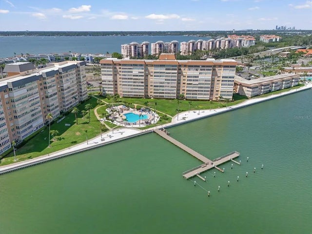 5130 Brittany Drive S 604, ST PETERSBURG