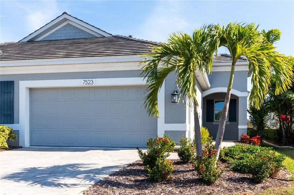 7523 Campus Cove, SARASOTA
