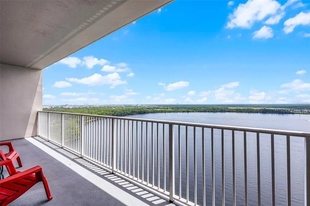 13427 Blue Heron Beach Dr 1703, ORLANDO