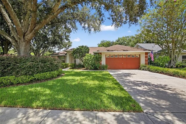 907 Clearcreek Drive, TAMPA