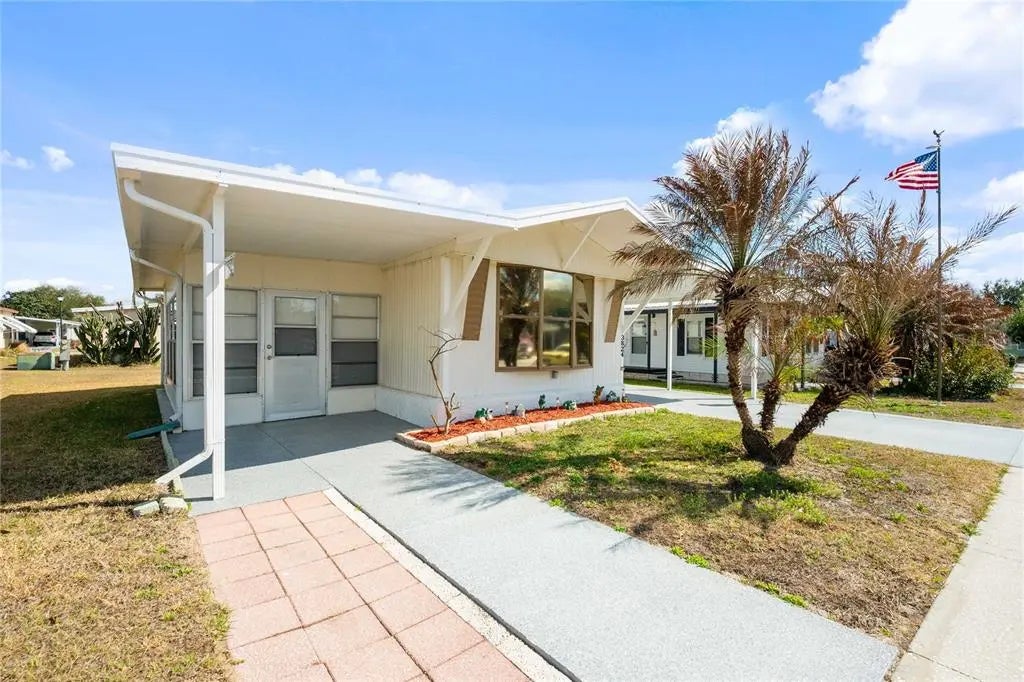 3824 Kim Drive, WESLEY CHAPEL