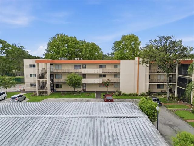 1130 N Lake Parker Avenue E233, LAKELAND