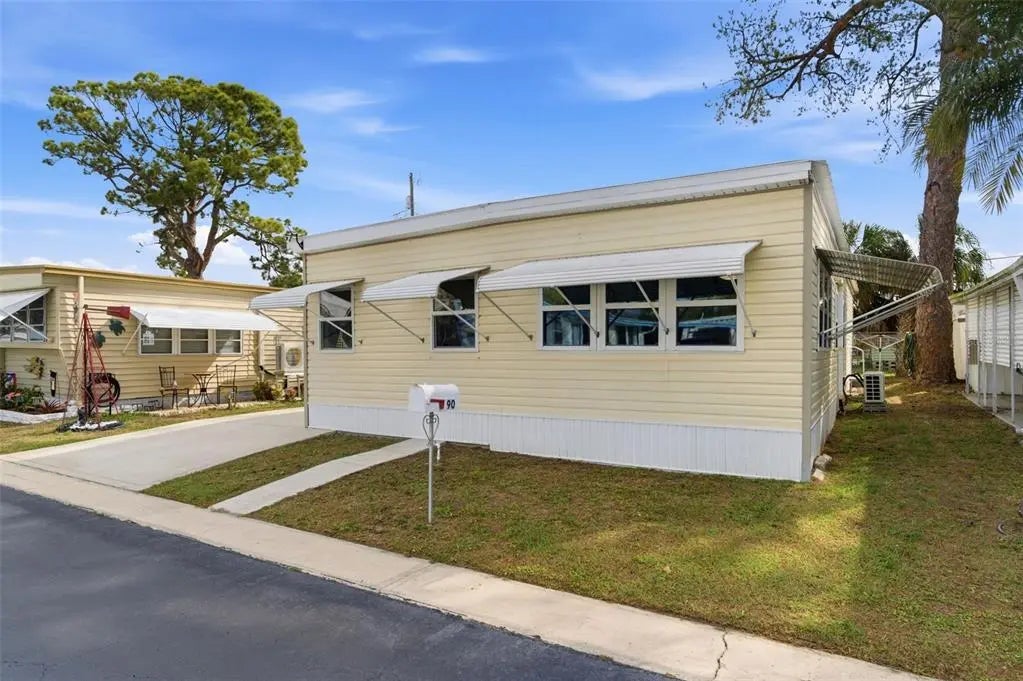 7803 46th Avenue N 90, ST PETERSBURG