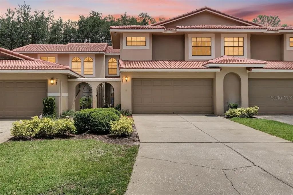 8235 Ambrose Cove Way, ORLANDO