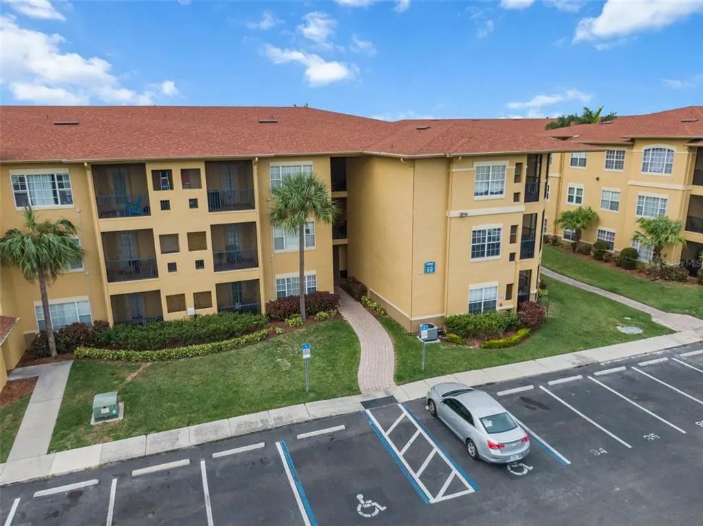 4305 Bayside Village Drive 104, TAMPA