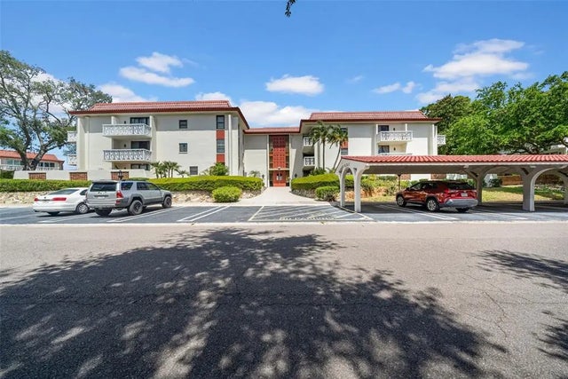 2612 Pearce Drive 209, CLEARWATER