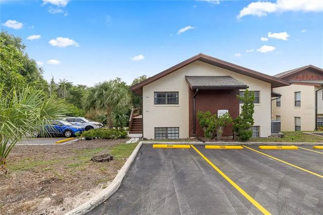 964 5th Street 964, CLERMONT