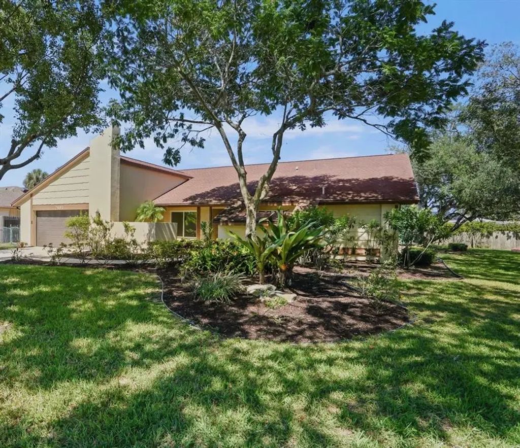 2893 Rollingwood Court, CLEARWATER
