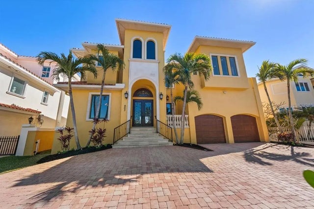 903 Harbor Drive, BELLEAIR BEACH