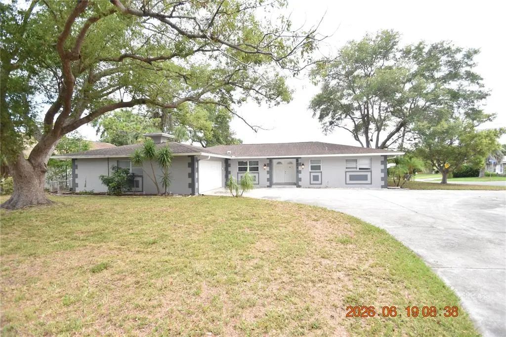 3273 Harbor Lake Drive, LARGO