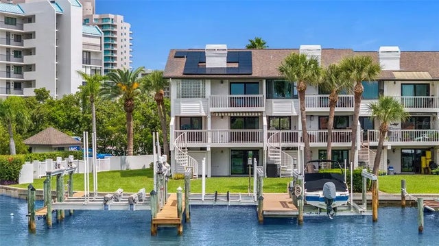 101 Marina Del Rey Court, CLEARWATER