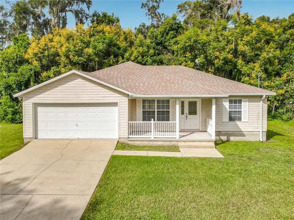 411 Collins Court, ORANGE CITY