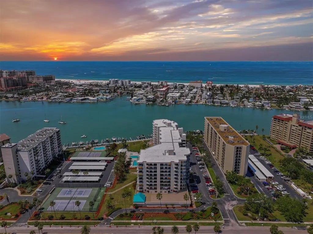 670 Island Way 802, CLEARWATER BEACH