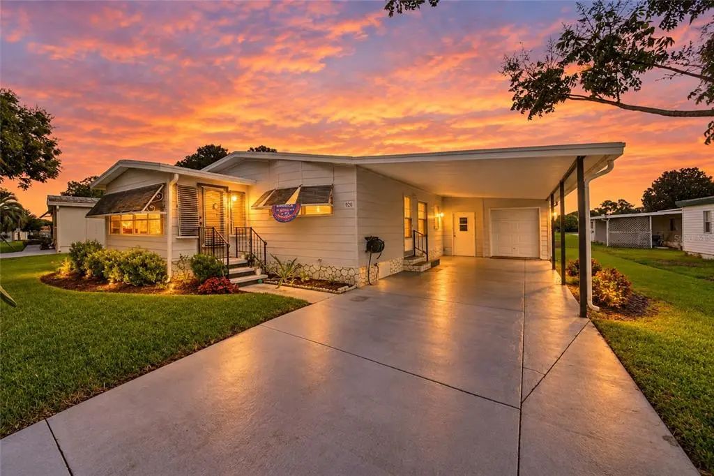 920 Silver Oak Avenue, THE VILLAGES