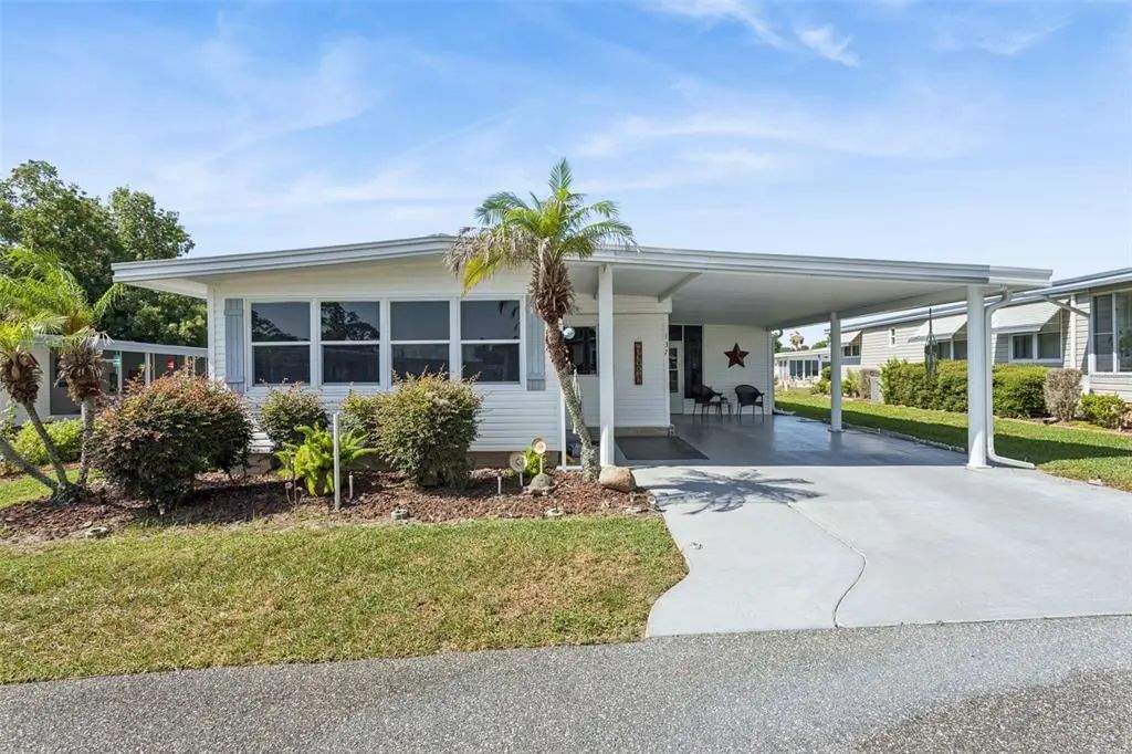 137 Jacaranda Drive, LEESBURG