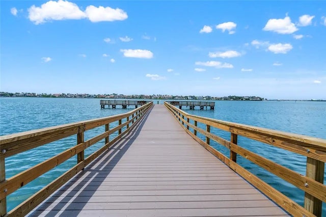 5200 Brittany Drive S 1202, ST PETERSBURG