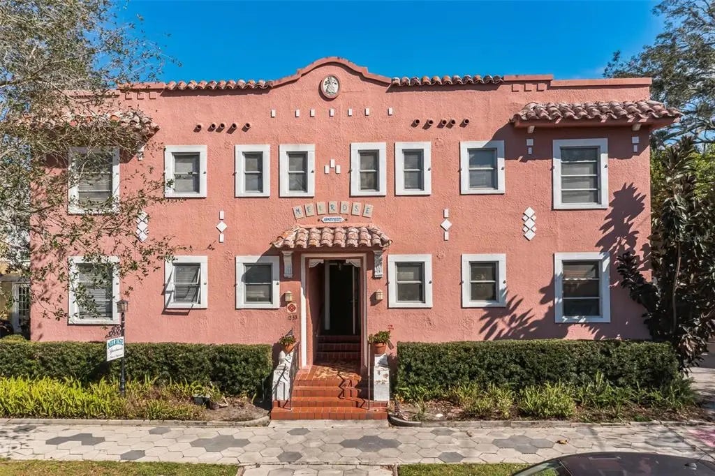 1233 Oak Street Ne, ST PETERSBURG