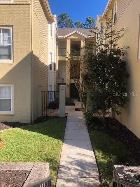 413 Summit Ridge Place 305, LONGWOOD