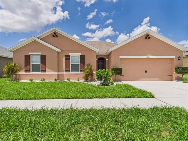 5751 Lakeside Landings Boulevard, WINTER HAVEN