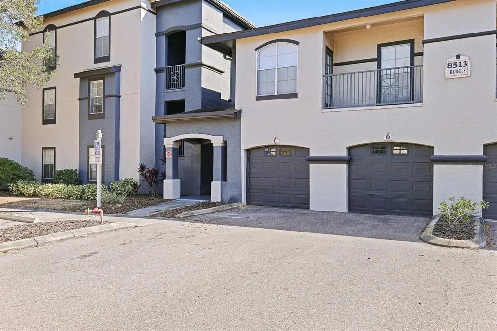 8513 Lucuya Way 209, TEMPLE TERRACE