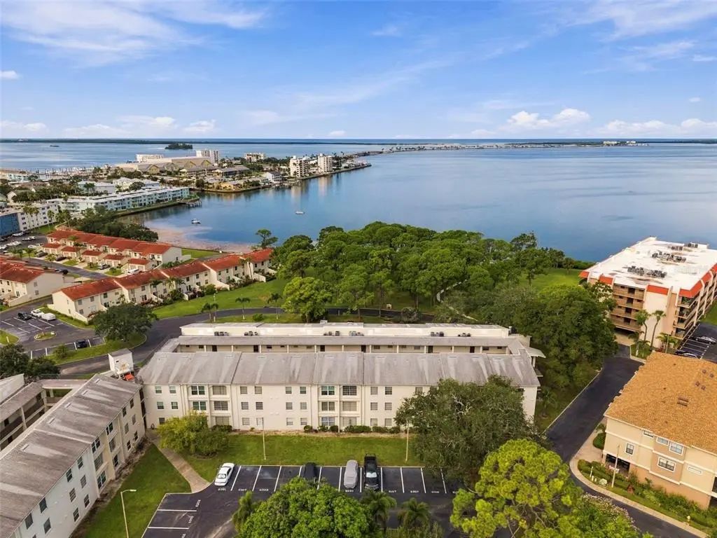 2700 Bayshore Boulevard 6200, DUNEDIN