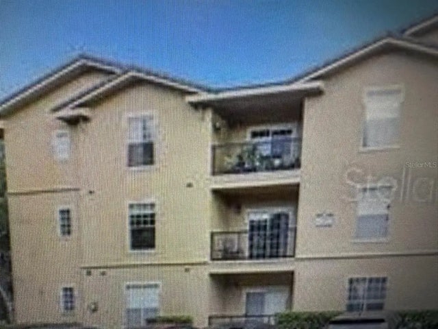 126 Vista Verdi Circle 204, LAKE MARY