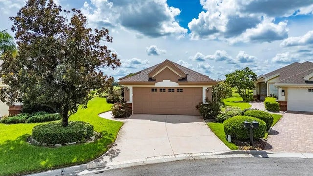 3093 Shoal Creek Village Drive, LAKELAND
