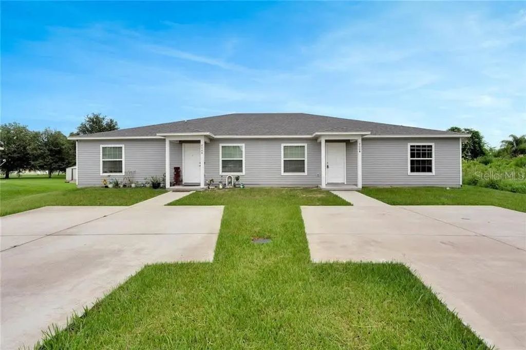 808 Abbeville Court A & B, KISSIMMEE