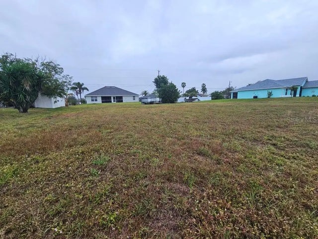 2129 Ne 19th Place, CAPE CORAL