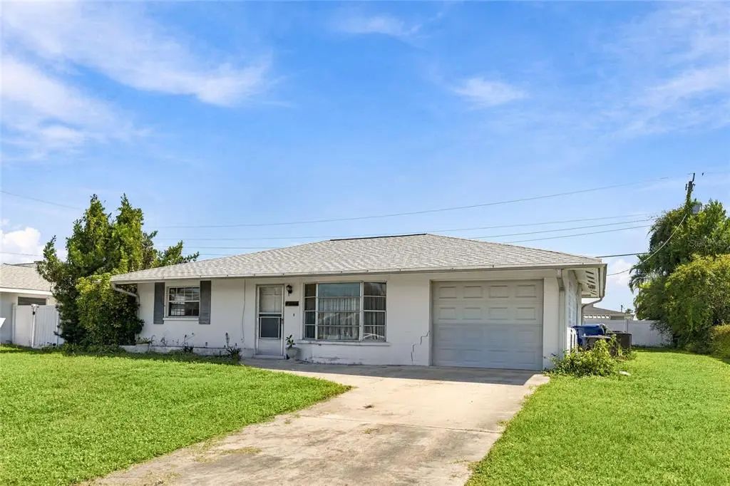 612 Center Road, VENICE