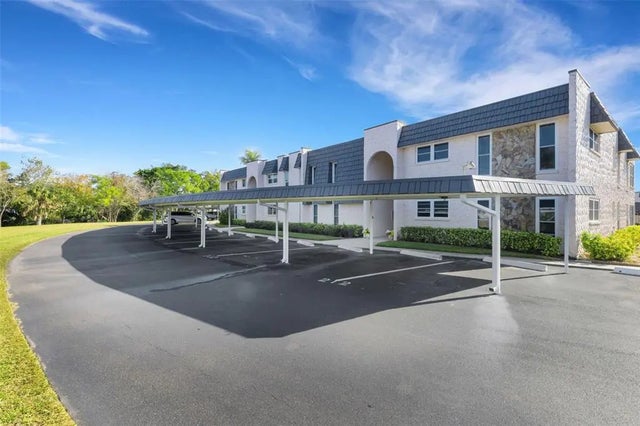 212 Fernwood Circle 212, SEMINOLE