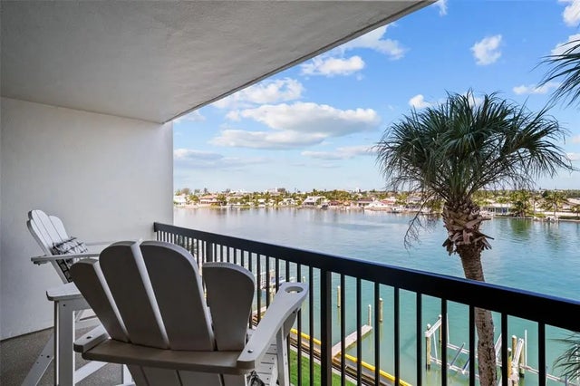 9495 Blind Pass Road 403, ST PETE BEACH