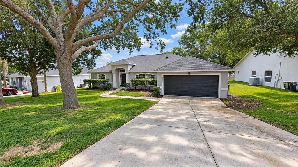 1306 Windy Bluff Drive, MINNEOLA