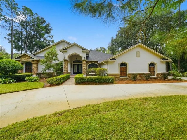 412 Pine Bluff Drive, LUTZ