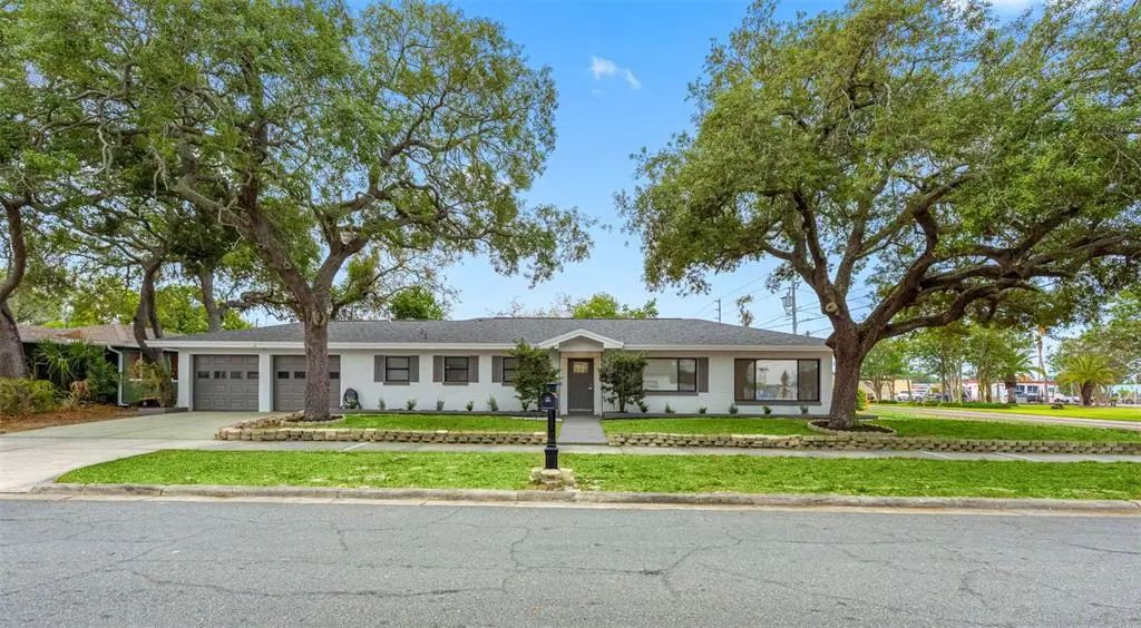 1005 Apache Trail, CLEARWATER