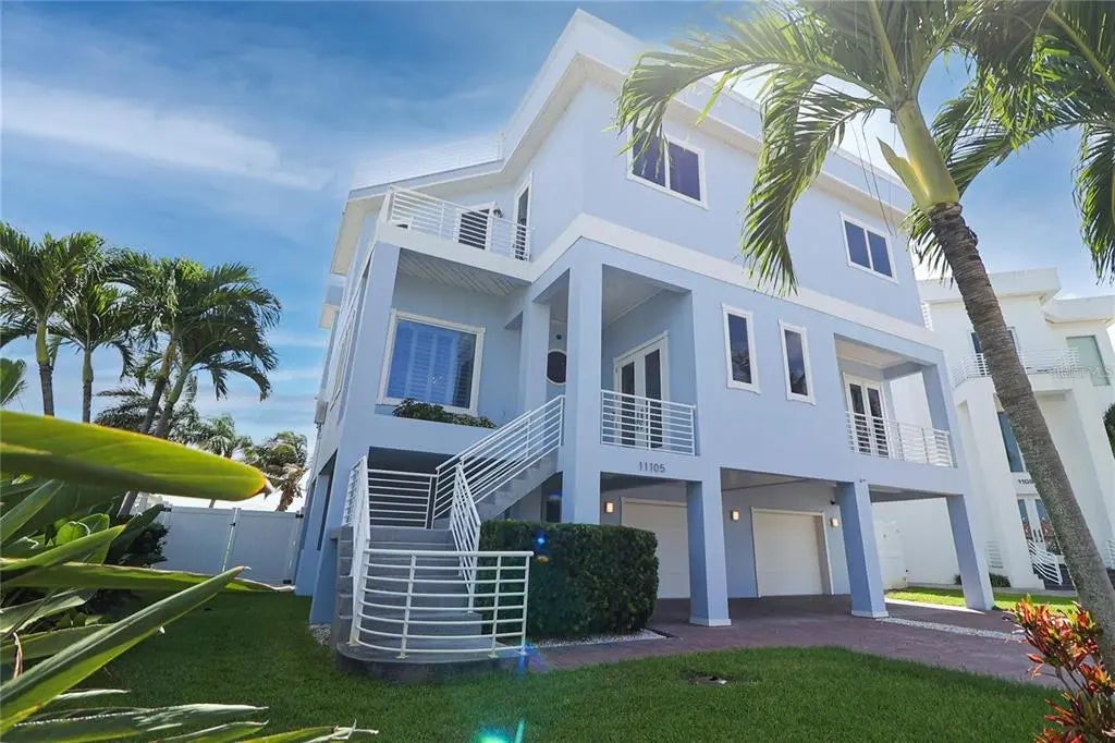 11105 5th Street E, TREASURE ISLAND