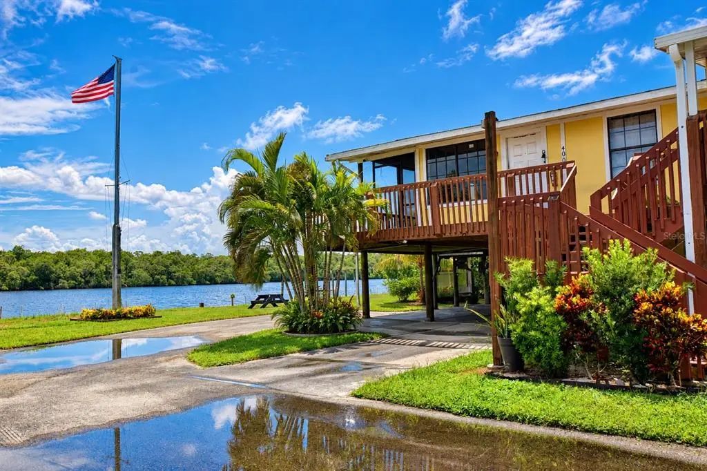202 Broadway Street East 400, EVERGLADES CITY