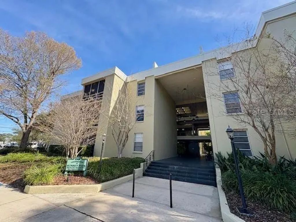 2302 South Manhattan Avenue 316, TAMPA