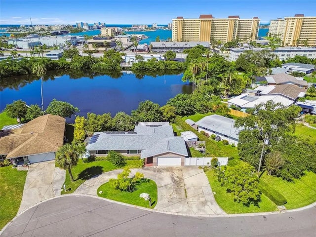 11014 Huron Road, ST PETERSBURG
