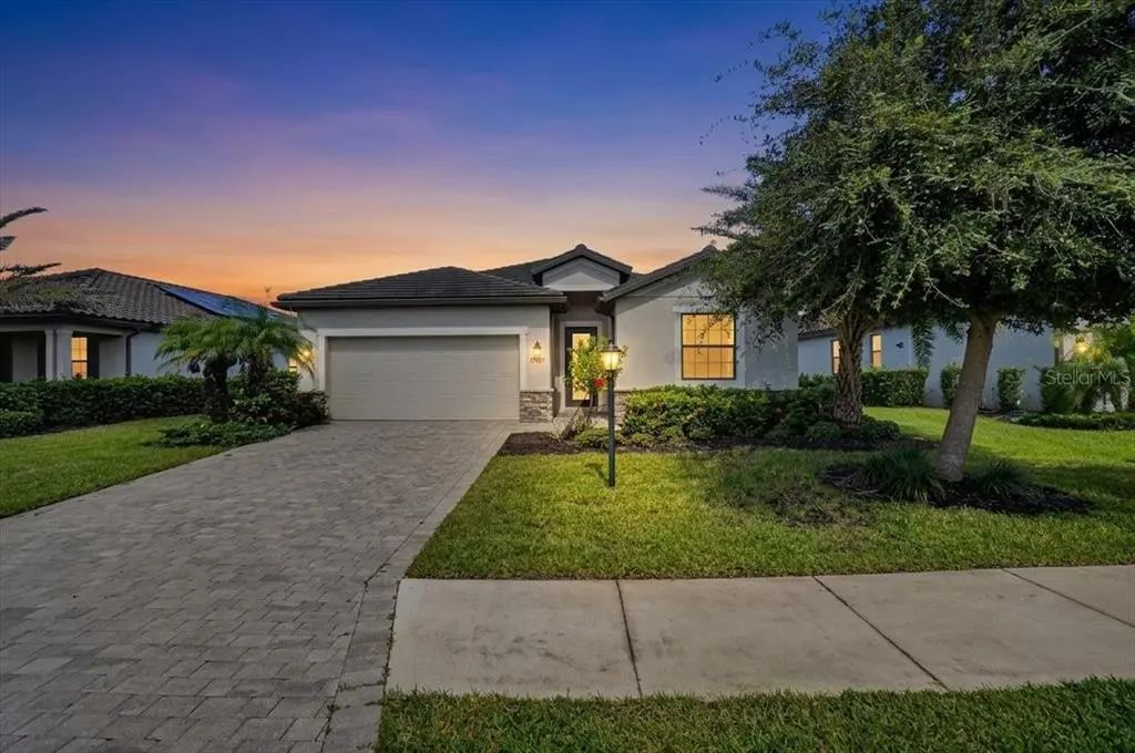 17307 Blue Ridge Place, BRADENTON