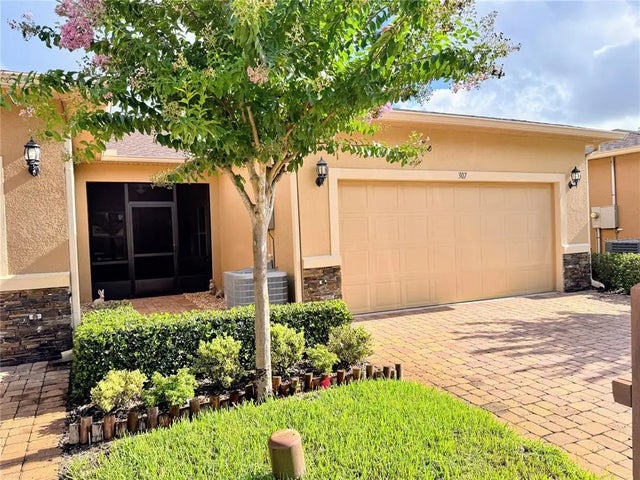 307 Tammie Sue Lane, DELAND