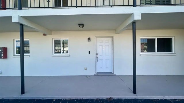 4570 Overlook Drive Ne 180, ST PETERSBURG