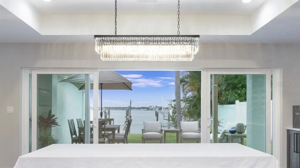 303 N Bath Club Boulevard N, NORTH REDINGTON BEACH