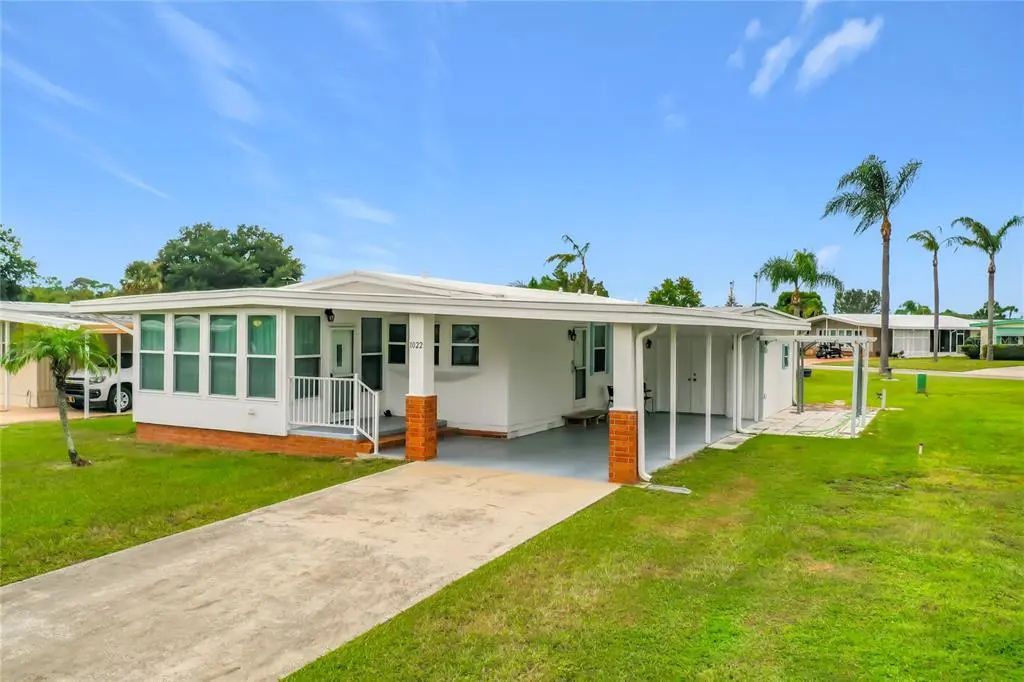 1022 Capella Drive, TAVARES