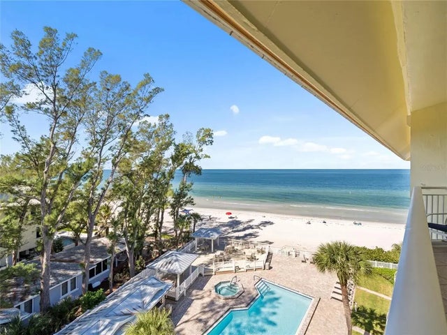 2504 Gulf Boulevard 505, INDIAN ROCKS BEACH
