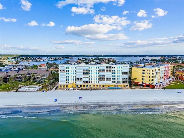 16750 Gulf Boulevard 315, NORTH REDINGTON BEACH